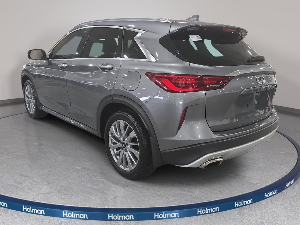 Used 2023 INFINITI QX50 Luxe FWD image 8
