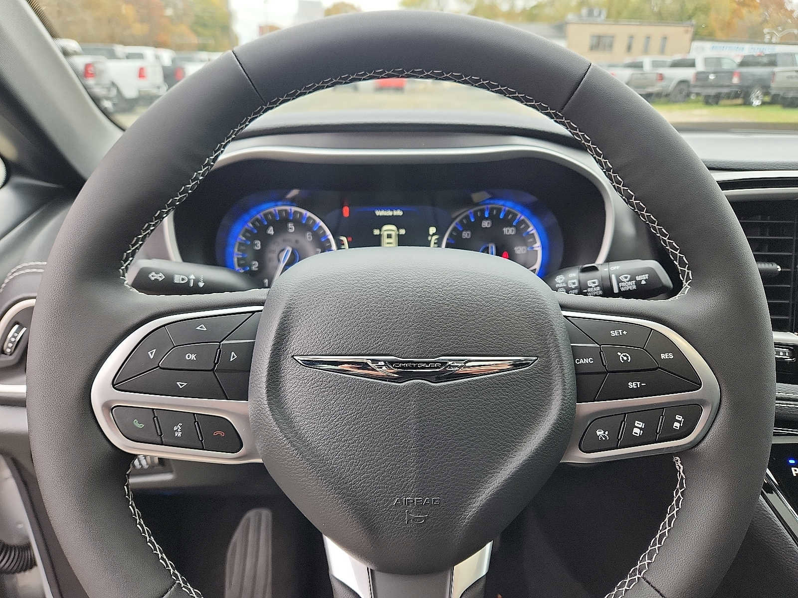 New 2026 Chrysler Pacifica Select image 15