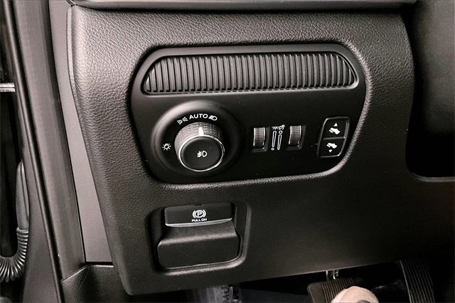 Used 2024 Jeep Wagoneer Series II image 28