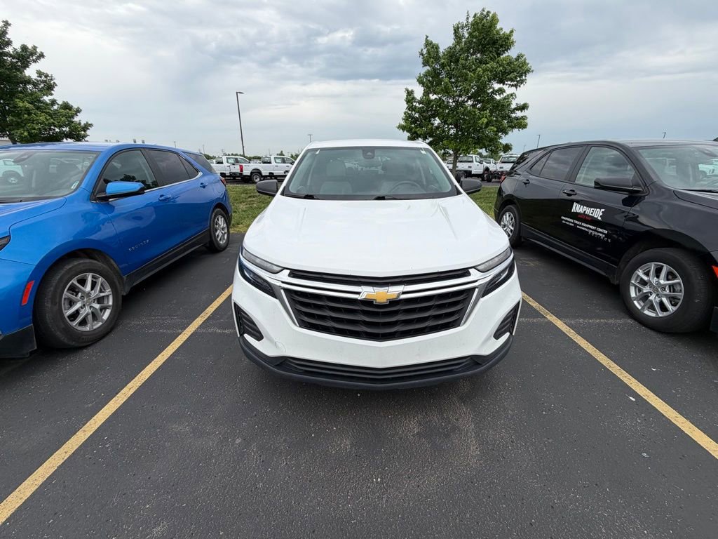 Used 2024 Chevrolet Equinox LS w/ LS Convenience Package FWD image 7
