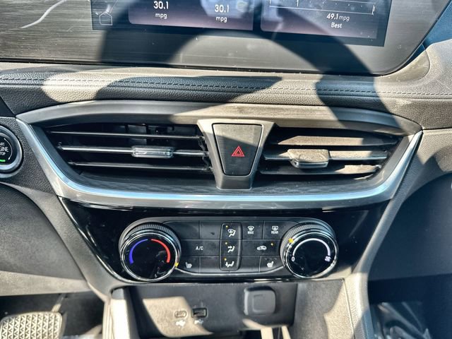 Used 2024 Buick Encore GX Sport Touring w/ Comfort Package image 17