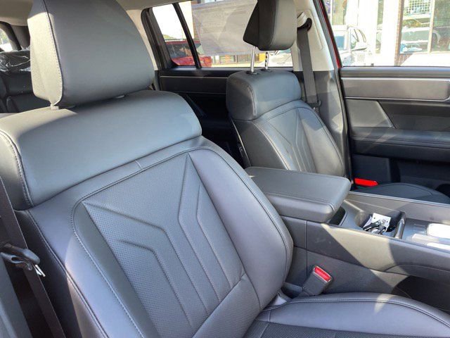 New 2026 Hyundai Santa Fe SEL image 10