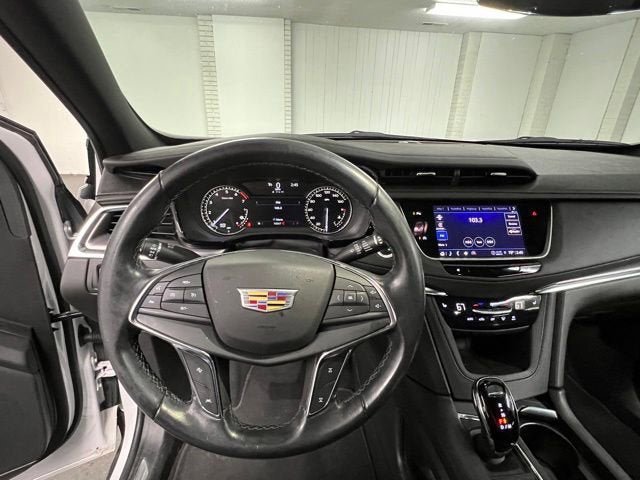 Used 2023 Cadillac XT5 Luxury FWD image 15
