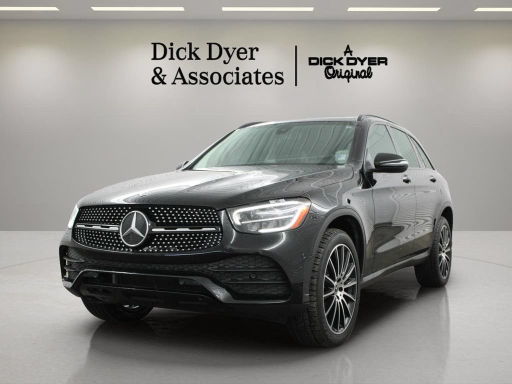 Used 2021 Mercedes-Benz GLC 300 image 5