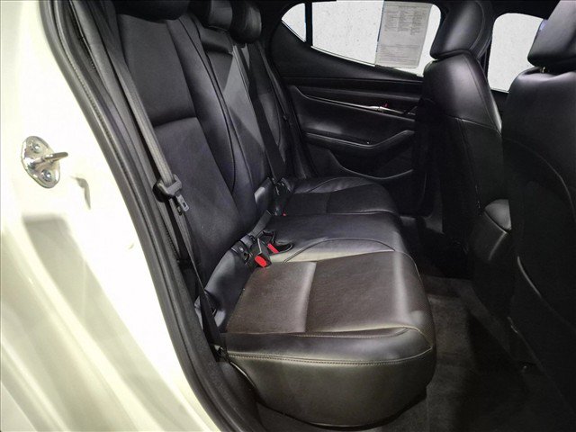 Used 2019 MAZDA MAZDA3 Hatchback w/ Preferred Package FWD image 19