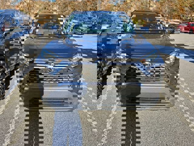 Used 2021 Toyota RAV4 XLE image 3