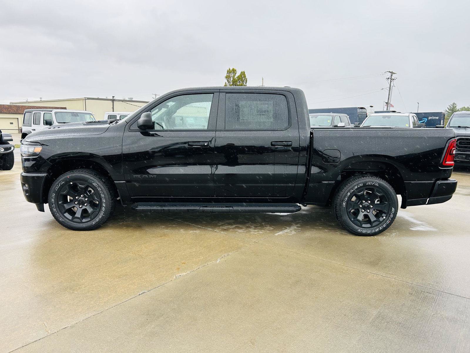 New 2027 RAM 1500 Express AWD/4WD image 34