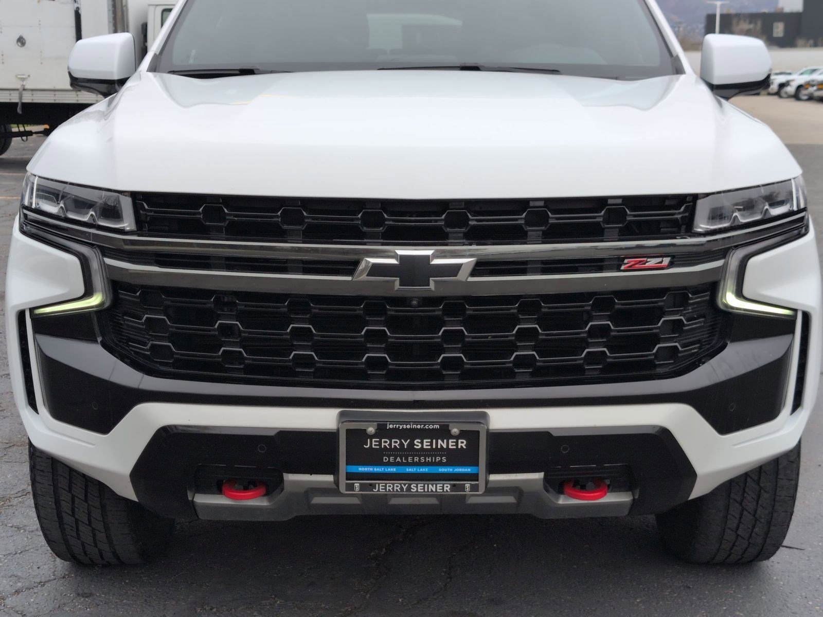 Used 2022 Chevrolet Tahoe Z71 w/ Luxury Package AWD/4WD image 10