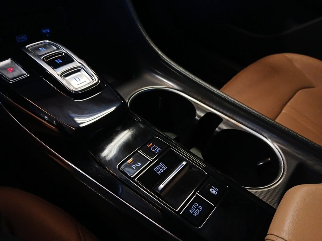 Used 2023 Hyundai Sonata Limited FWD image 11
