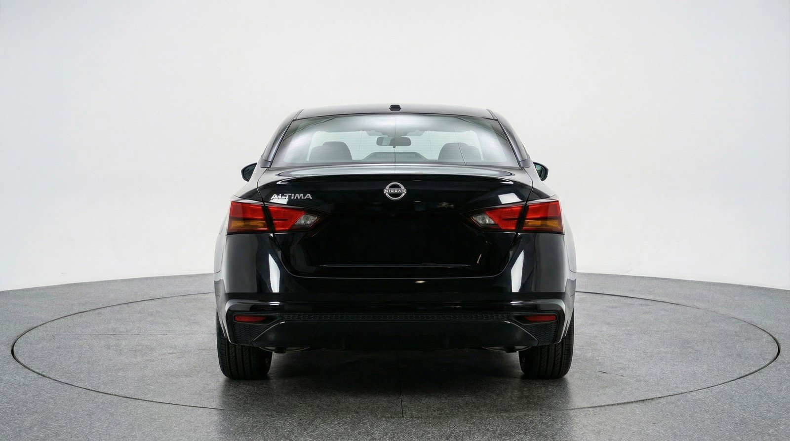 Used 2025 Nissan Altima 2.5 SV FWD image 7