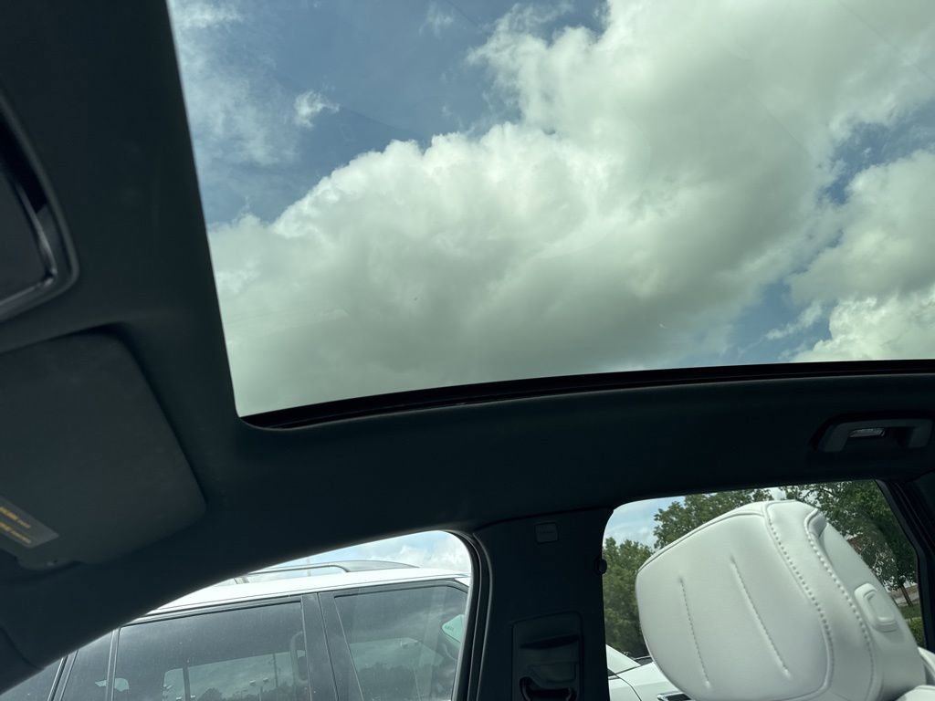 Certified 2026 Cadillac Lyriq Sport image 9