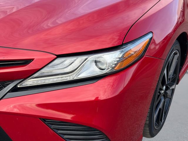 Used 2019 Toyota Camry XSE image 9