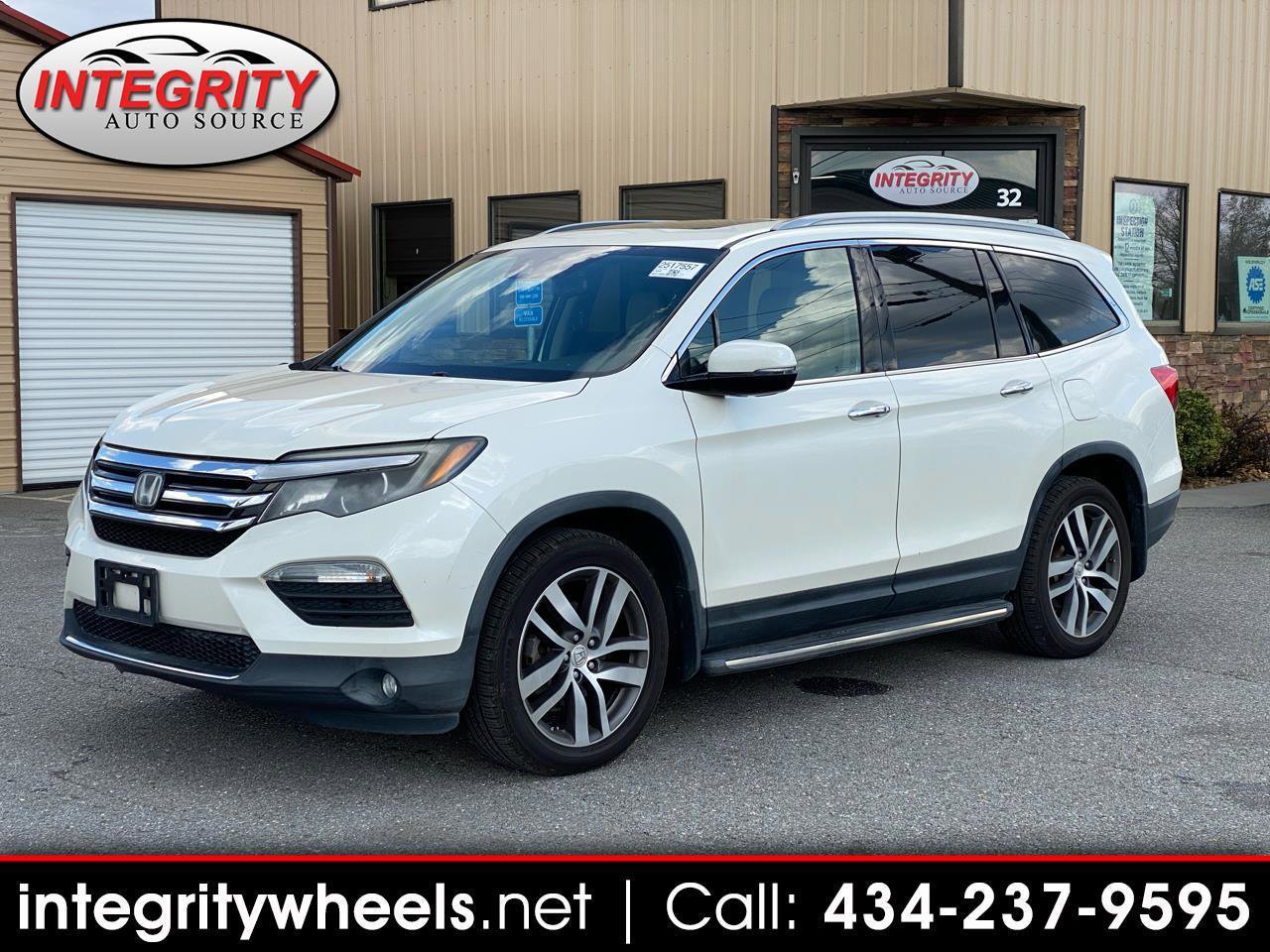 Used 2016 Honda Pilot Touring image 1
