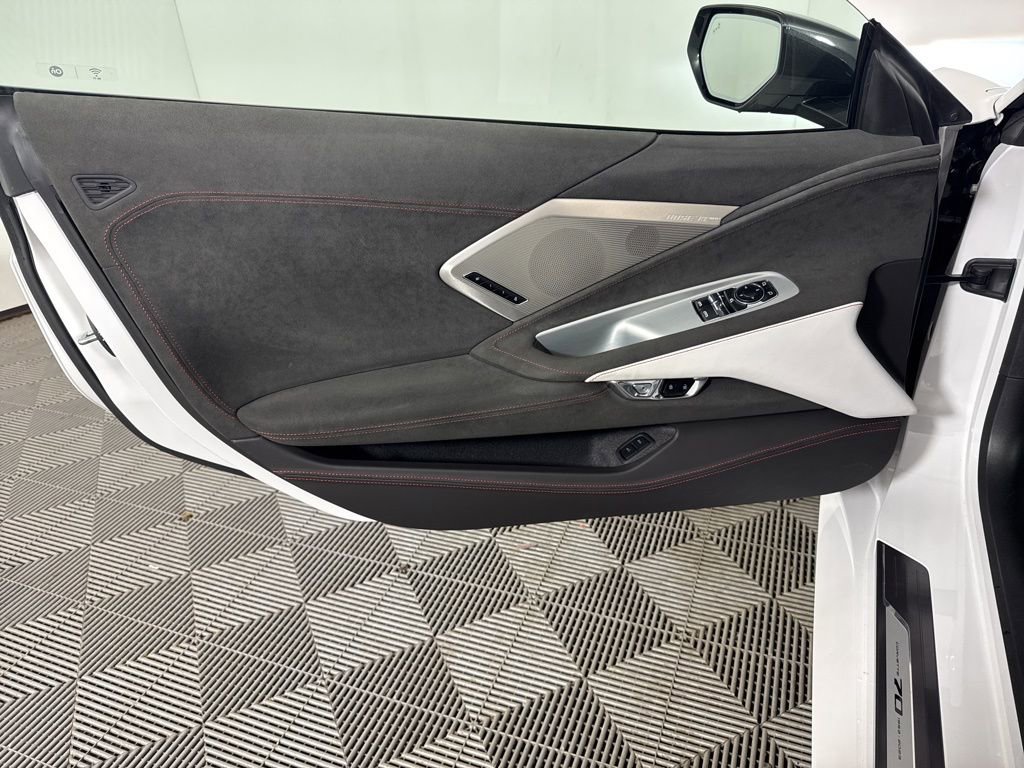 Used 2023 Chevrolet Corvette Stingray Premium Cpe w/ Z51 Performance Package image 24