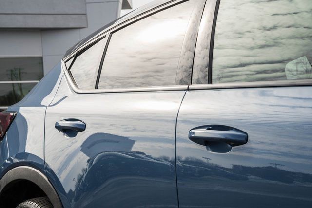 Used 2022 Volvo C40 P8 Recharge Ultimate image 17