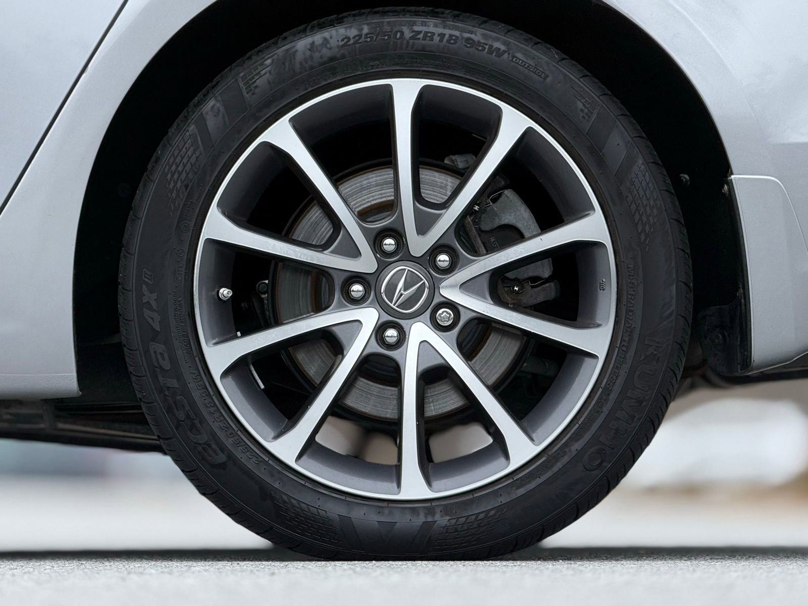 Used 2018 Acura TLX V6 w/ Technology Package image 18