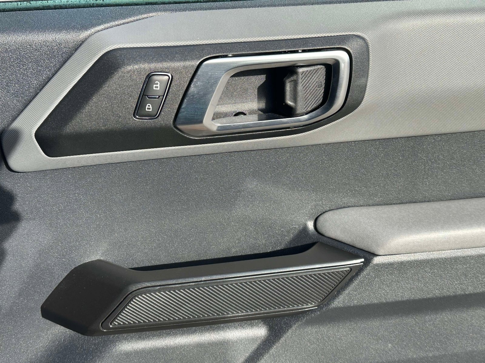 Used 2024 Ford Bronco Everglades image 26