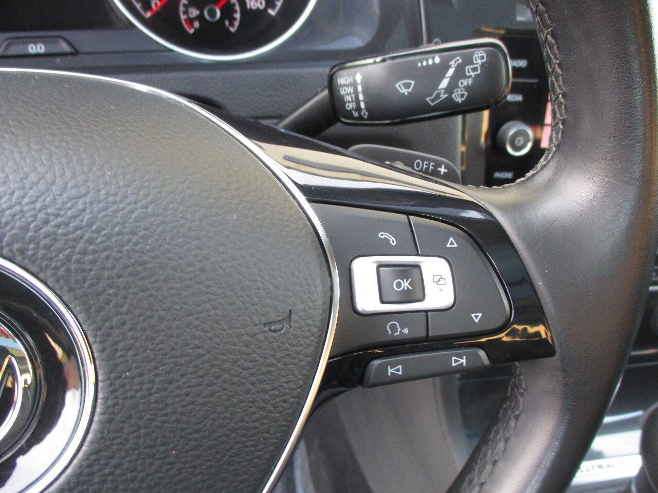 Used 2018 Volkswagen Golf Alltrack SE image 74