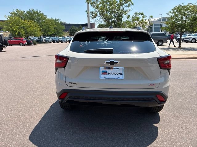 New 2026 Chevrolet Trax RS w/ Sunroof Package FWD image 5