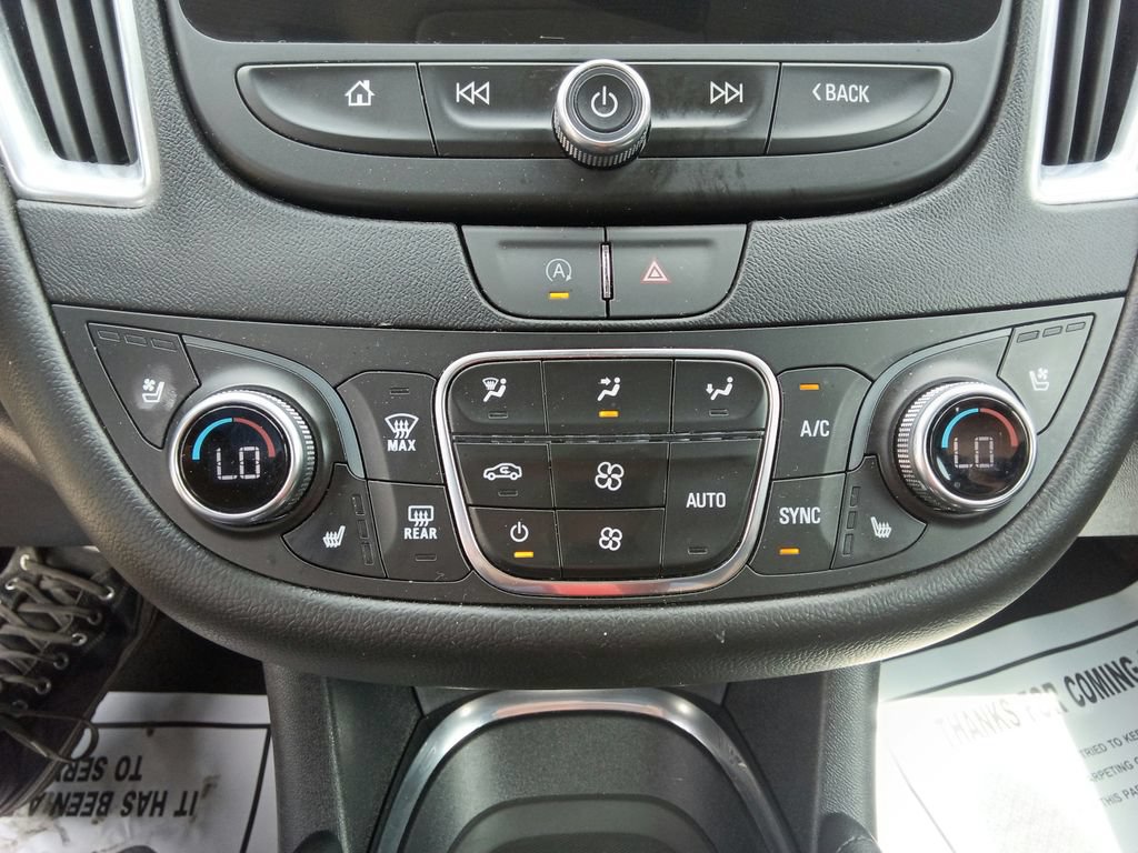 Used 2024 Chevrolet Malibu LT FWD image 29