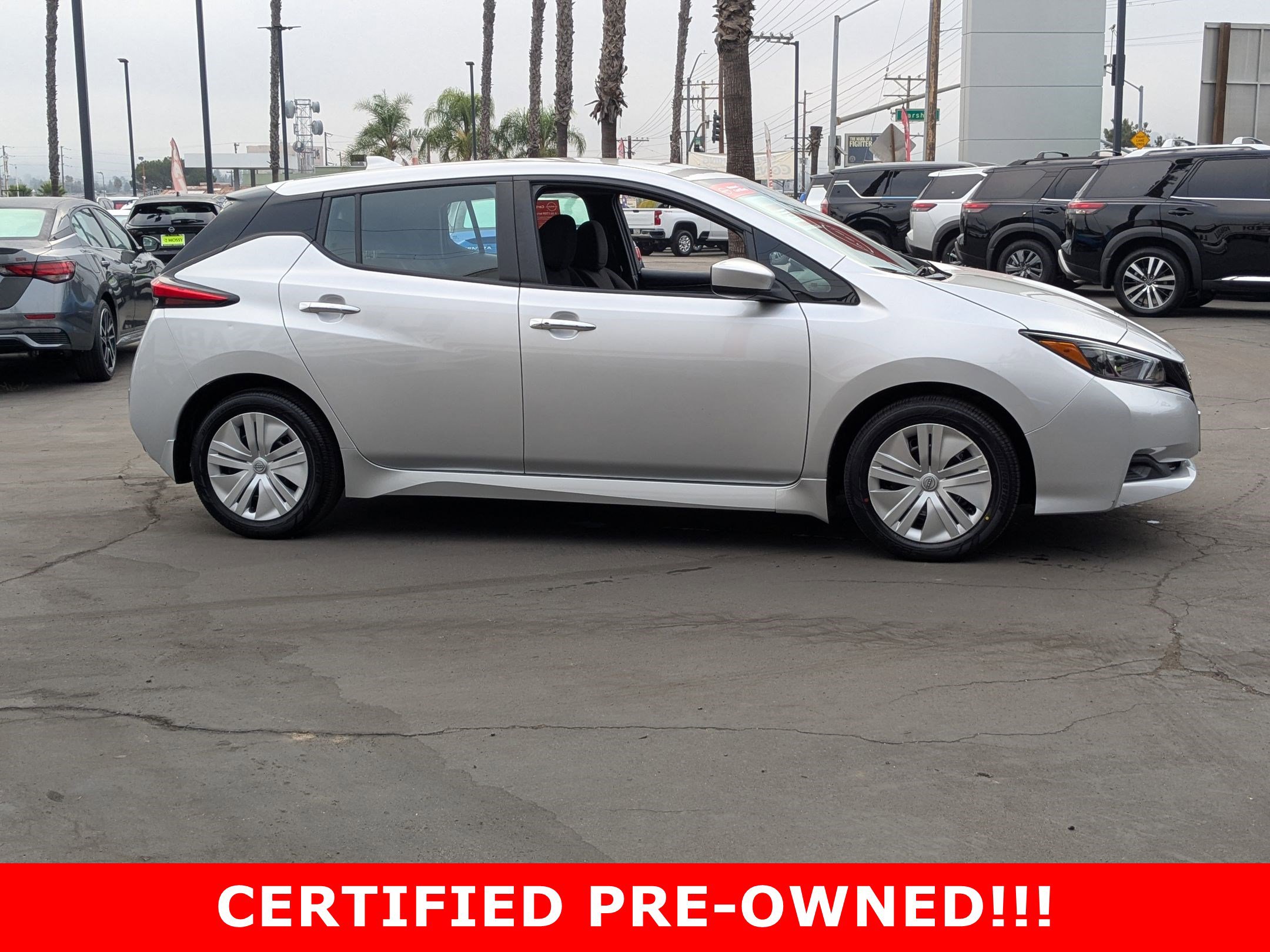 Certified 2024 Nissan Leaf S image 4