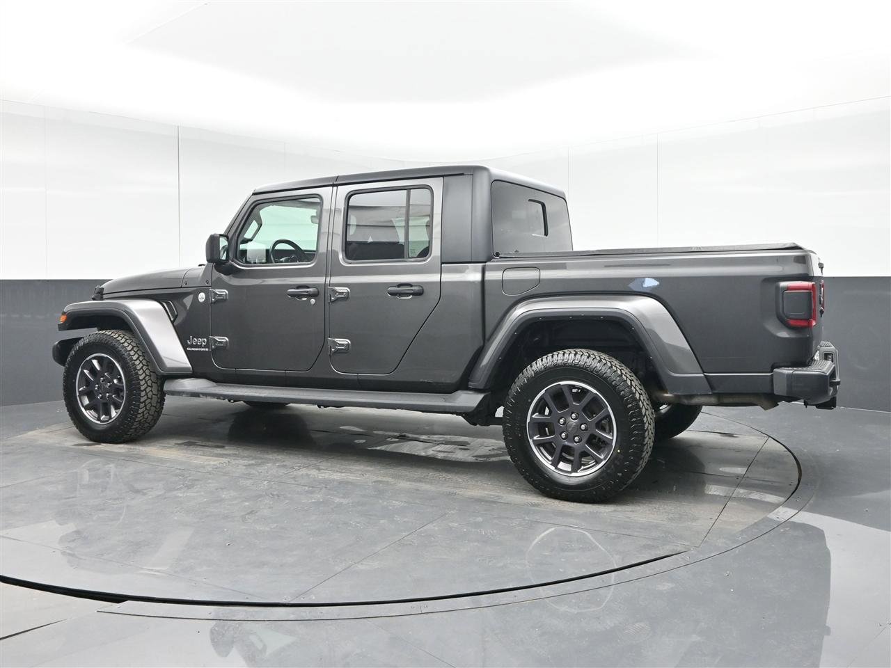 Used 2023 Jeep Gladiator Overland w/ Popular Equipment Package image 7