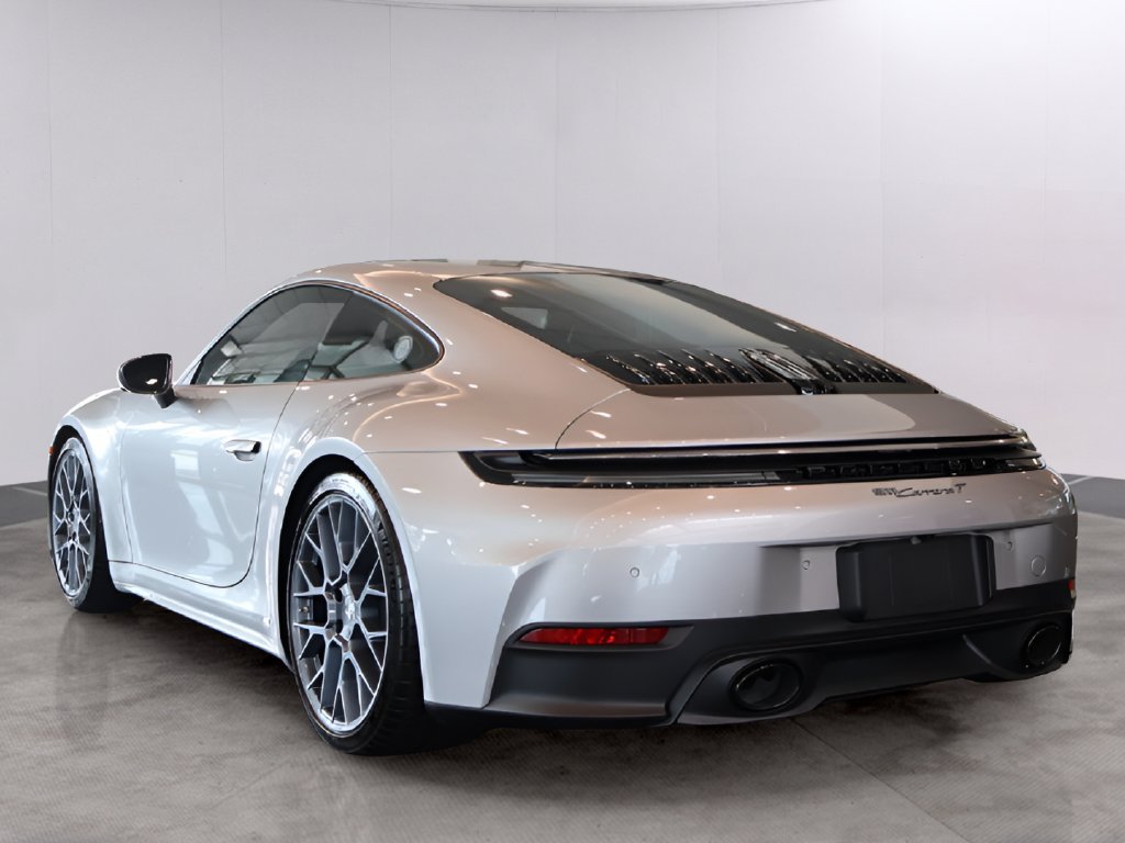 Used 2026 Porsche 911 Carrera RWD image 5
