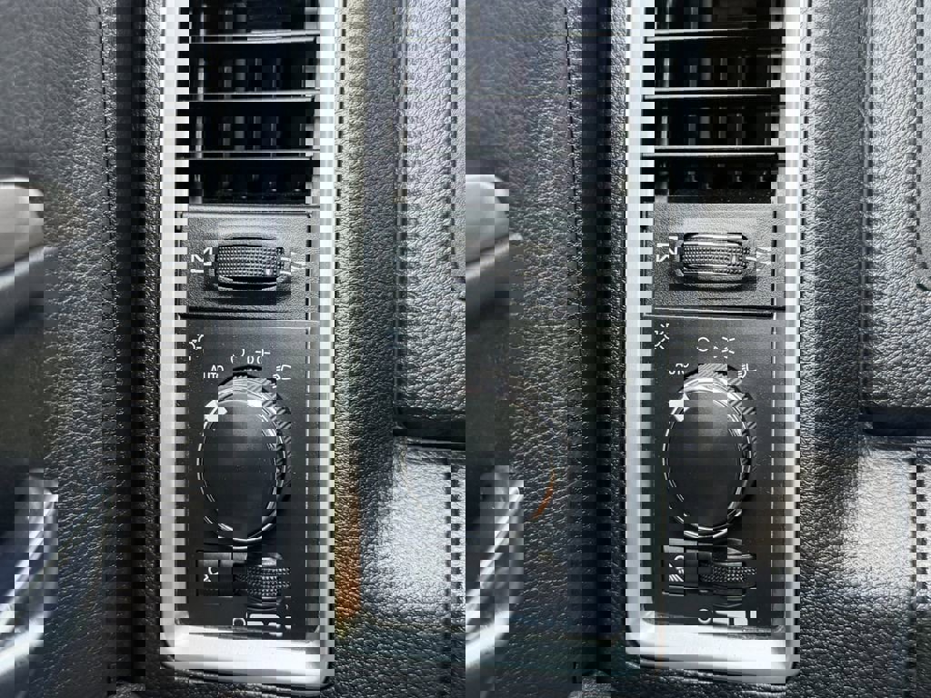 Used 2024 RAM 1500 Classic Warlock image 29