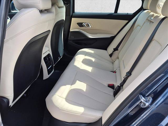 New 2026 BMW 330i xDrive Sedan w/ Premium Package AWD/4WD image 17