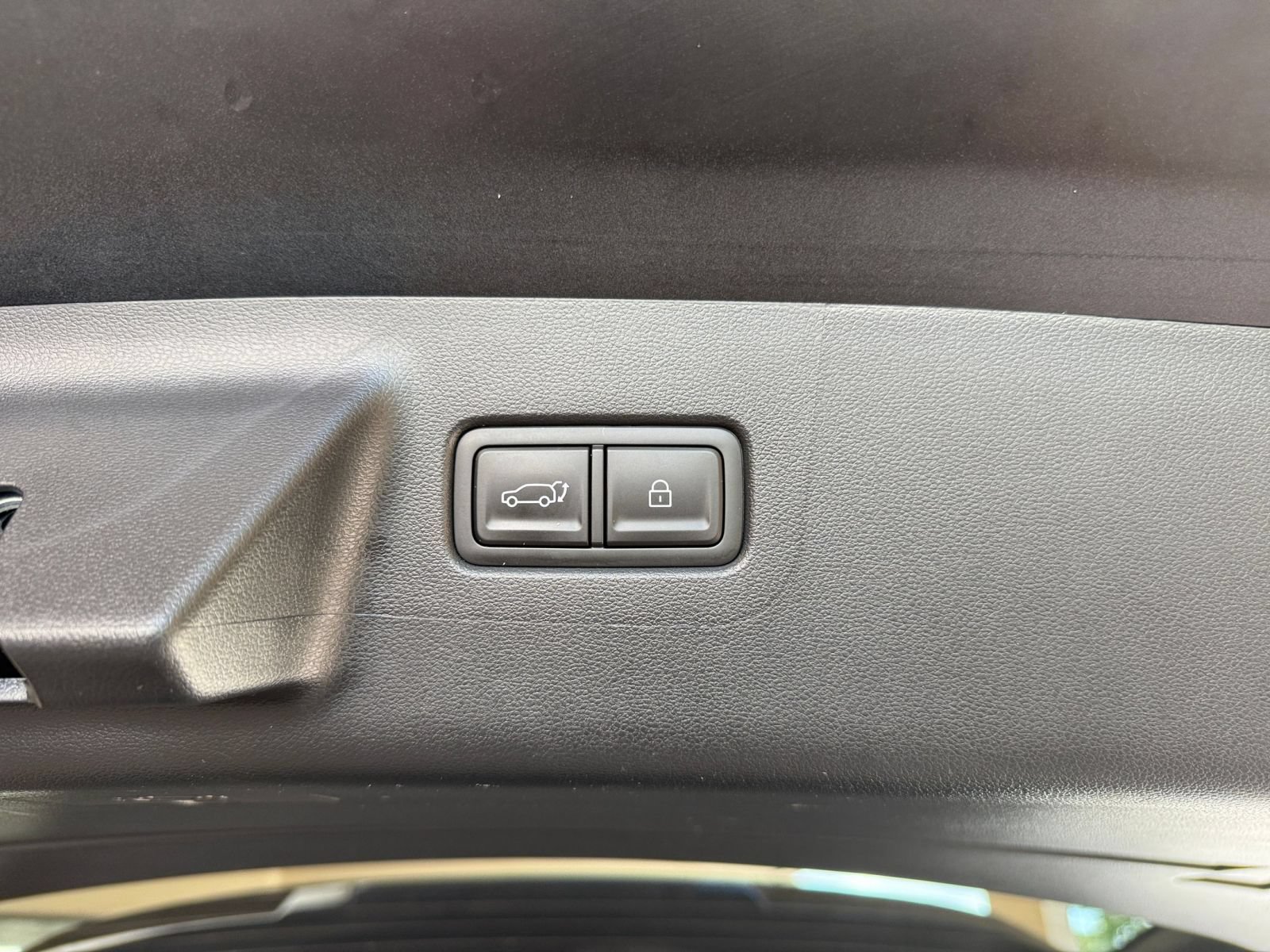 Used 2026 Hyundai Santa Fe SEL FWD image 22