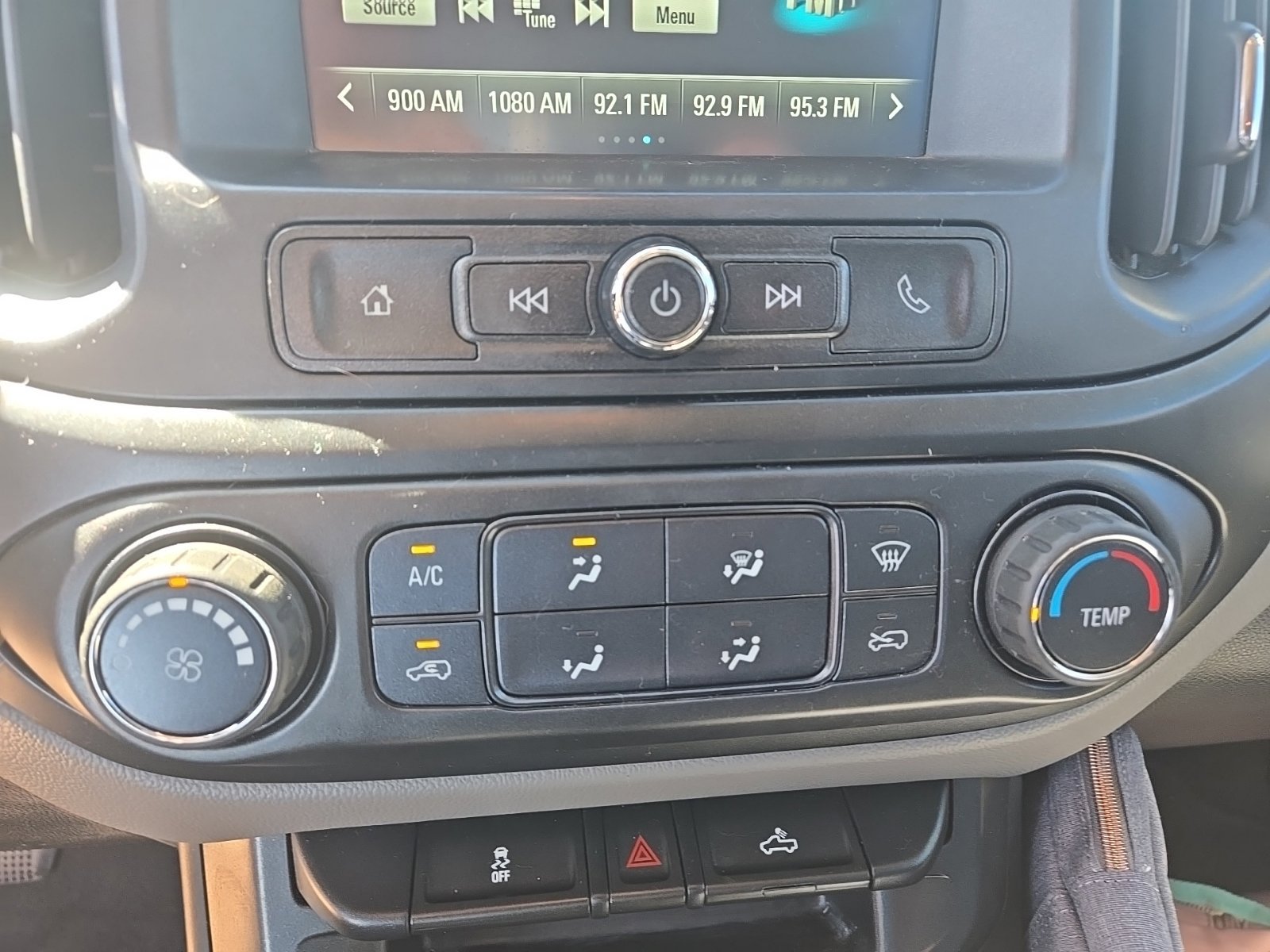 Used 2018 Chevrolet Colorado W/T w/ WT Convenience Package RWD image 13