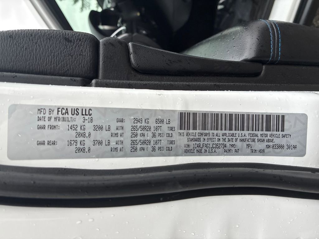 Used 2018 Jeep Grand Cherokee Laredo image 29