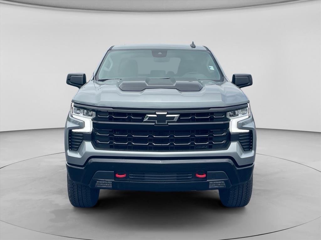 New 2026 Chevrolet Silverado 1500 LT Trail Boss w/ LPO, Dark Essentials Package AWD/4WD image 2