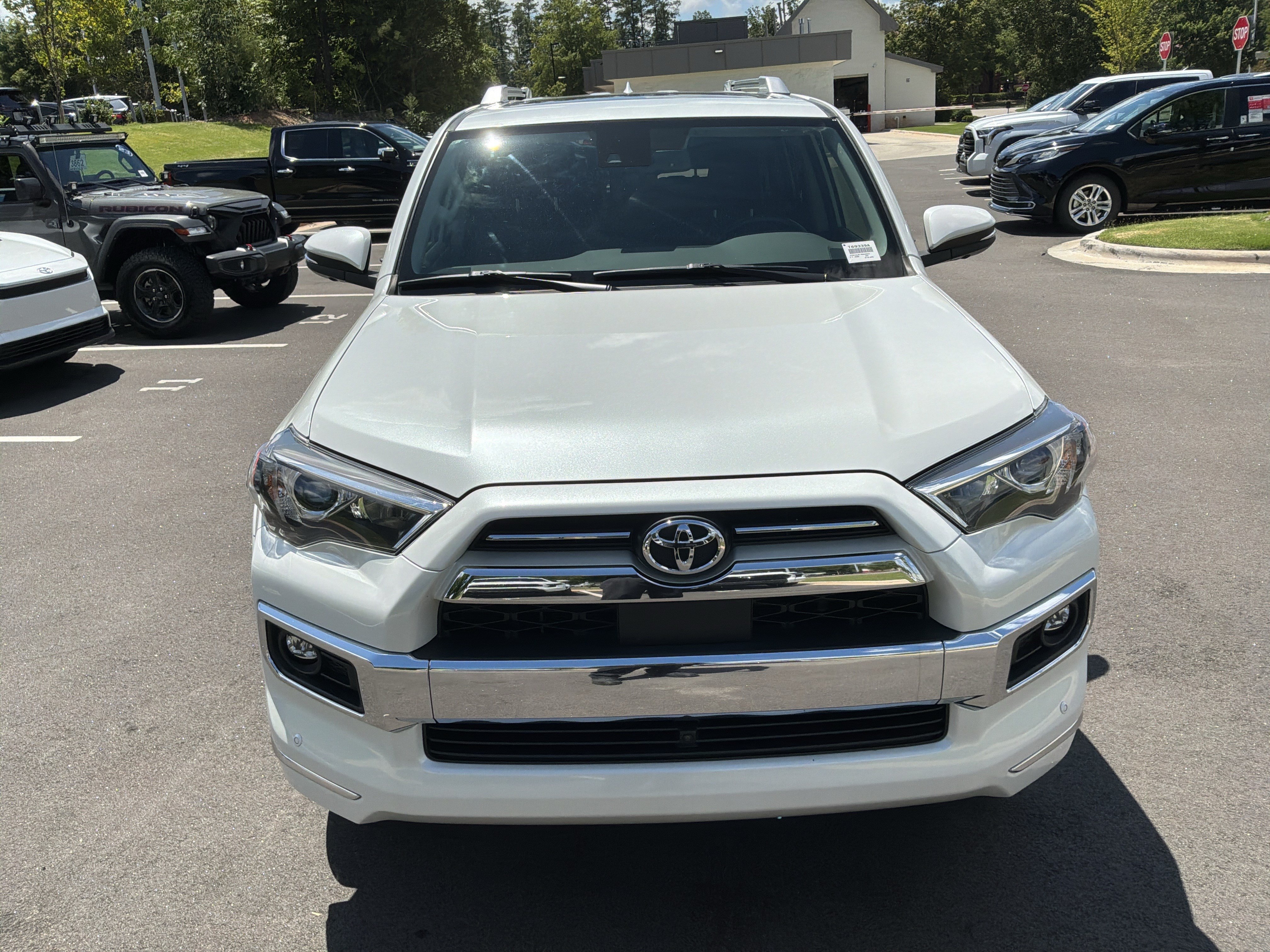 Used 2024 Toyota 4Runner Limited AWD/4WD image 3