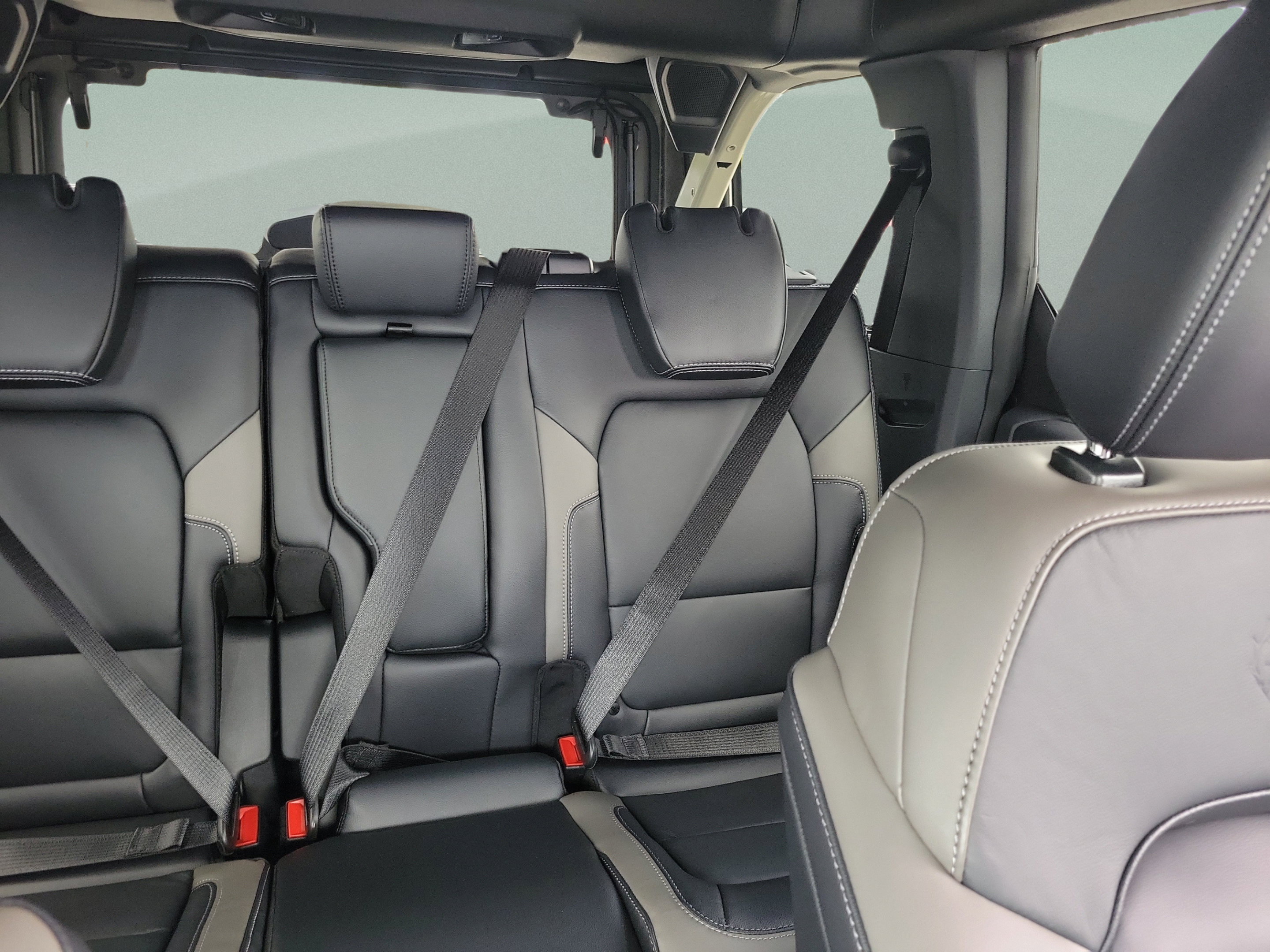 New 2026 Ford Bronco Outer Banks AWD/4WD image 10