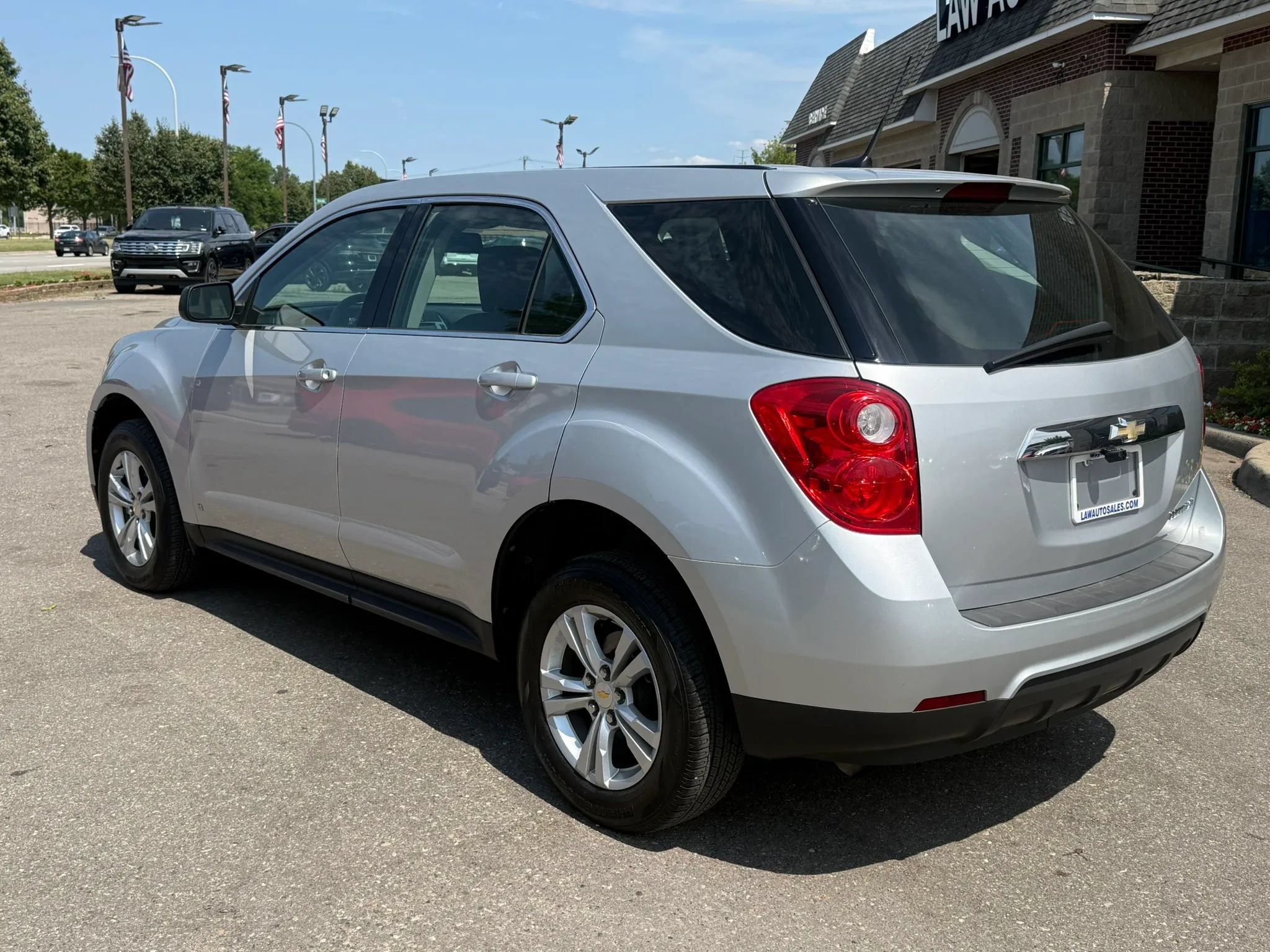 Used 2010 Chevrolet Equinox LS FWD image 7