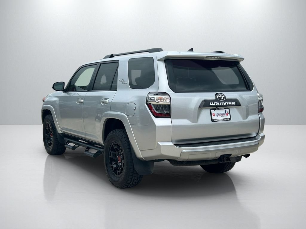 Certified 2021 Toyota 4Runner TRD Off-Road Premium w/ Moonroof Package AWD/4WD image 7