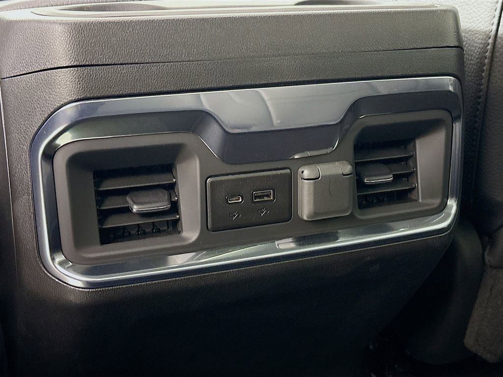 Used 2022 GMC Sierra 1500 Denali w/ Denali Premium Package AWD/4WD image 29