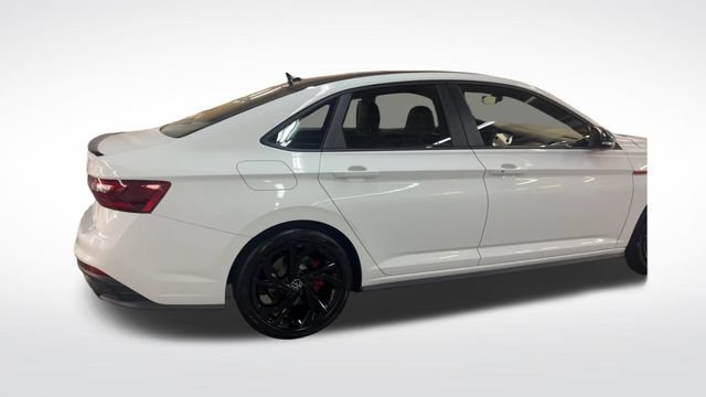 Certified 2023 Volkswagen Jetta GLI Autobahn w/ GLI Black Package FWD image 9