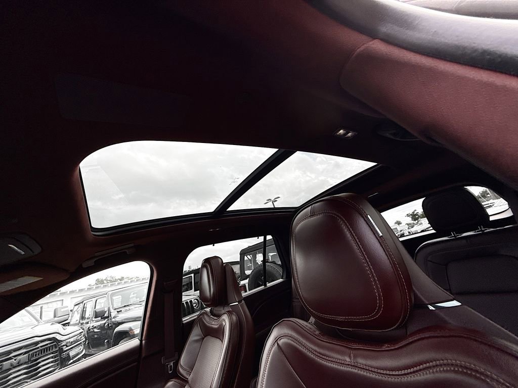 Used 2023 Lincoln Aviator Black Label w/ Jet Package image 27