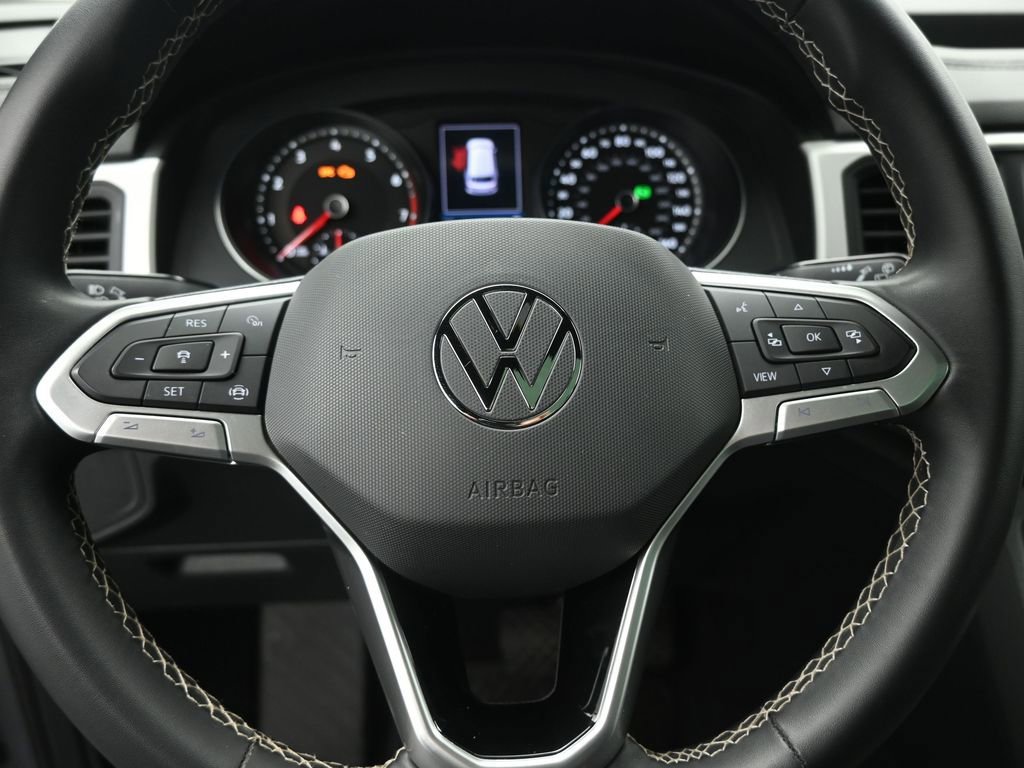 Used 2021 Volkswagen Atlas Cross Sport SE w/ Panoramic Sunroof Package image 13