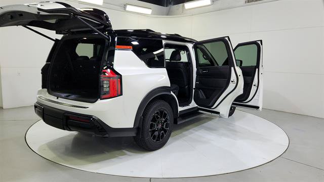 New 2026 Nissan Armada PRO-4X AWD/4WD image 32