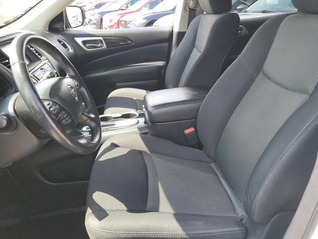 Used 2019 Nissan Pathfinder SV FWD image 25