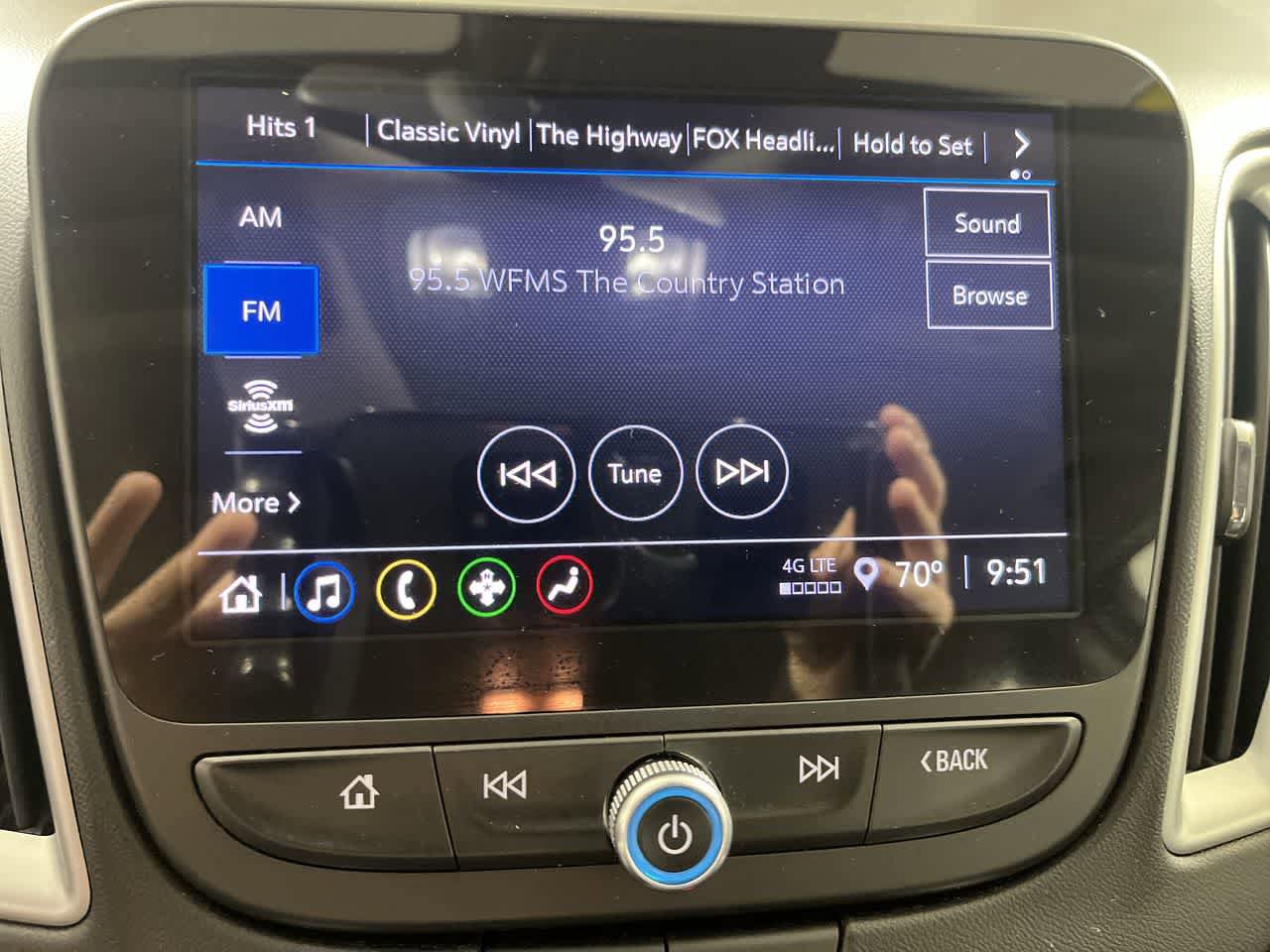Used 2024 Chevrolet Malibu LT FWD image 18