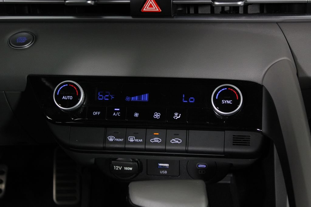 Certified 2025 Hyundai Elantra Sport FWD image 22
