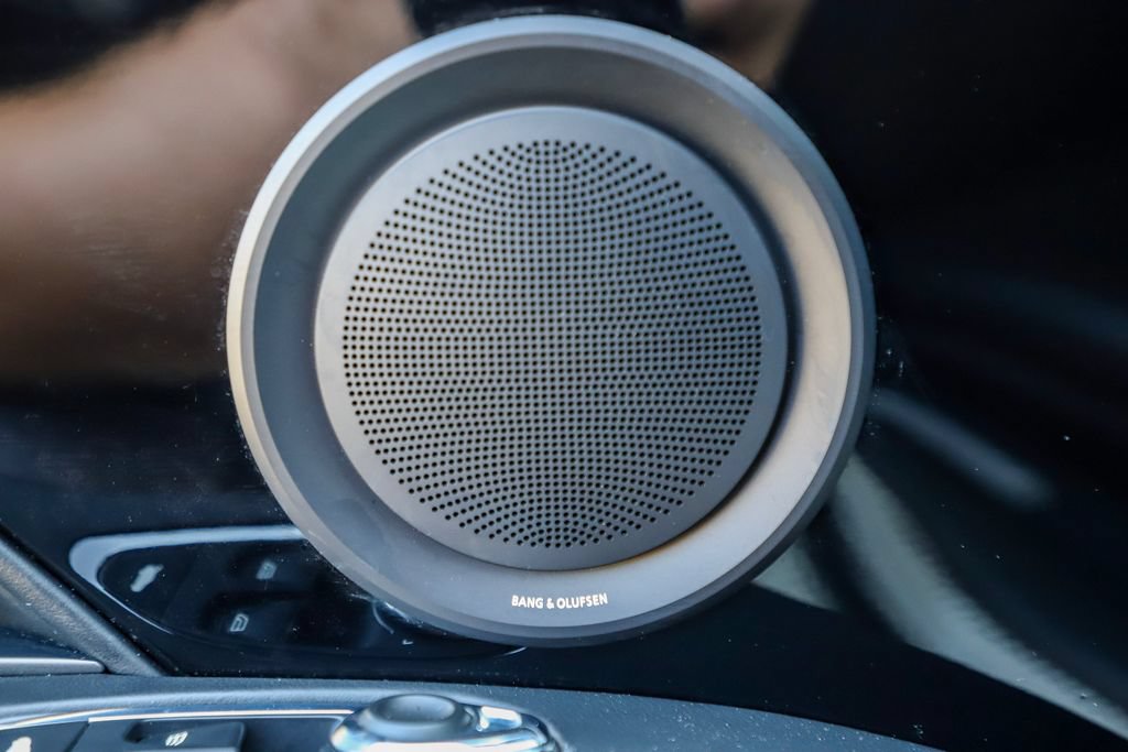 Used 2019 Aston Martin DBS Superleggera RWD image 34