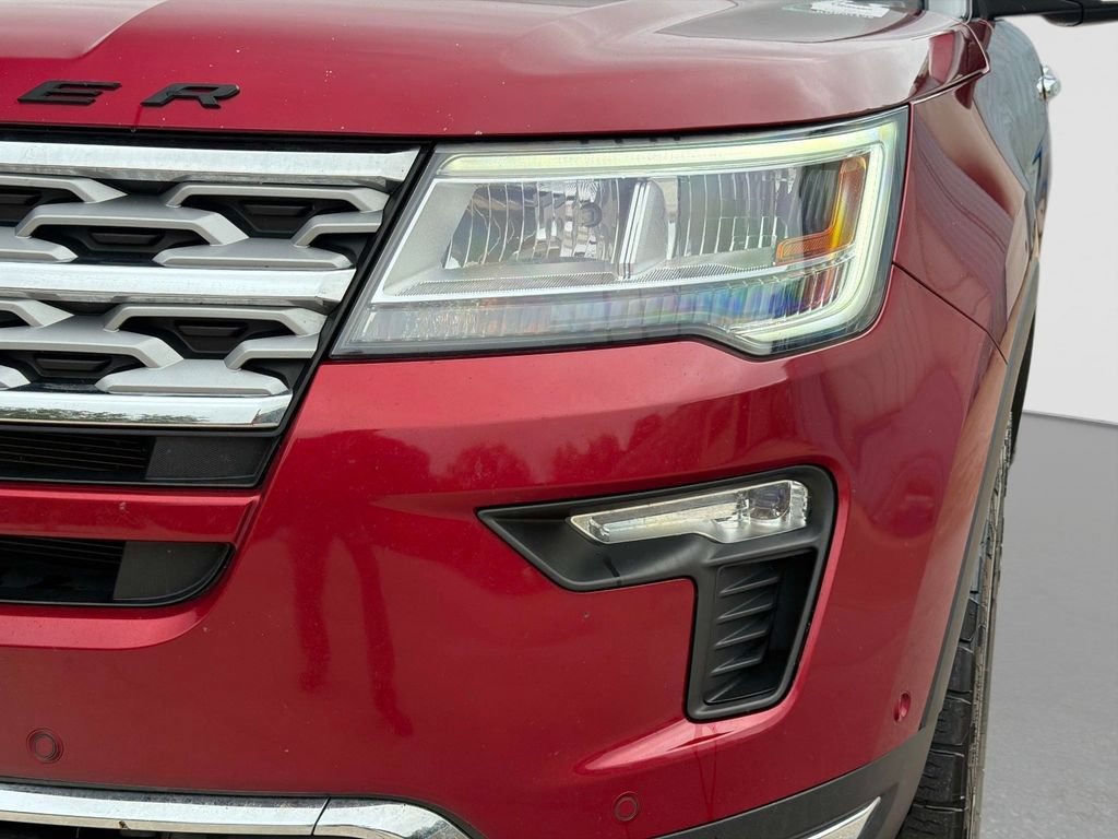 Used 2019 Ford Explorer Limited w/ Ford Safe & Smart Package AWD/4WD image 11