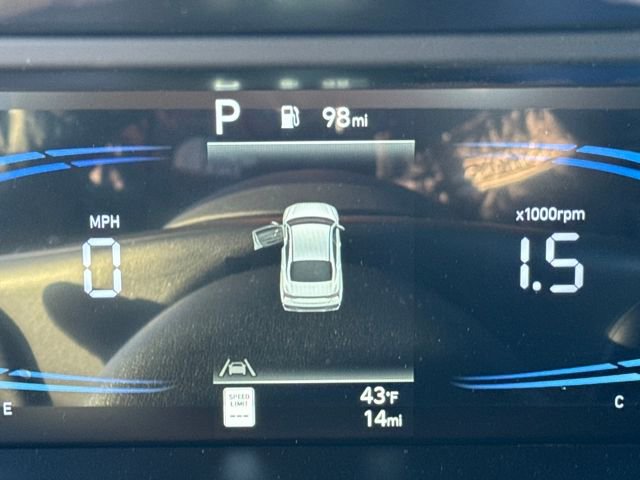 New 2026 Hyundai Elantra SEL Sport Premium FWD image 16