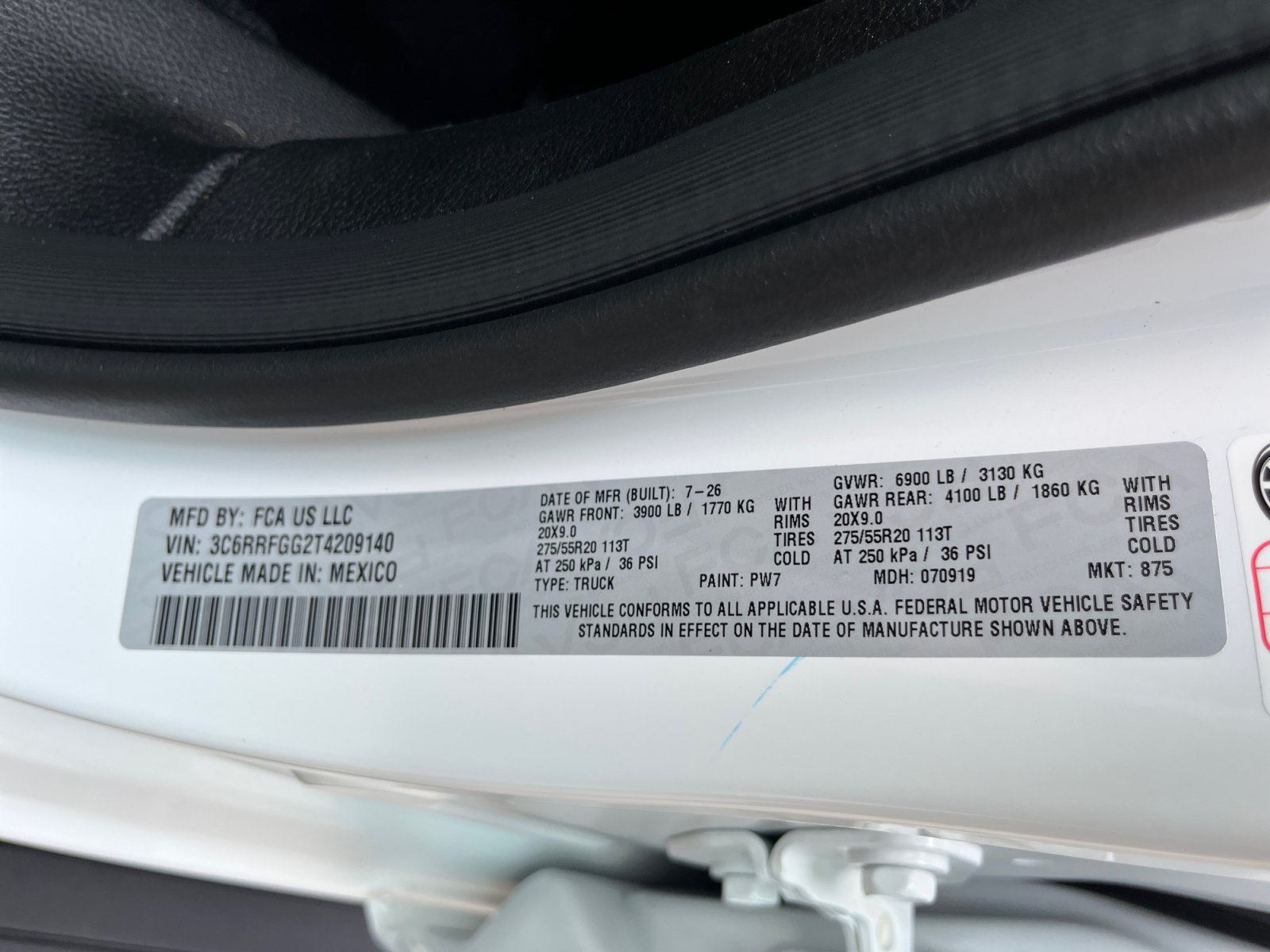 New 2026 RAM 1500 Express AWD/4WD image 31