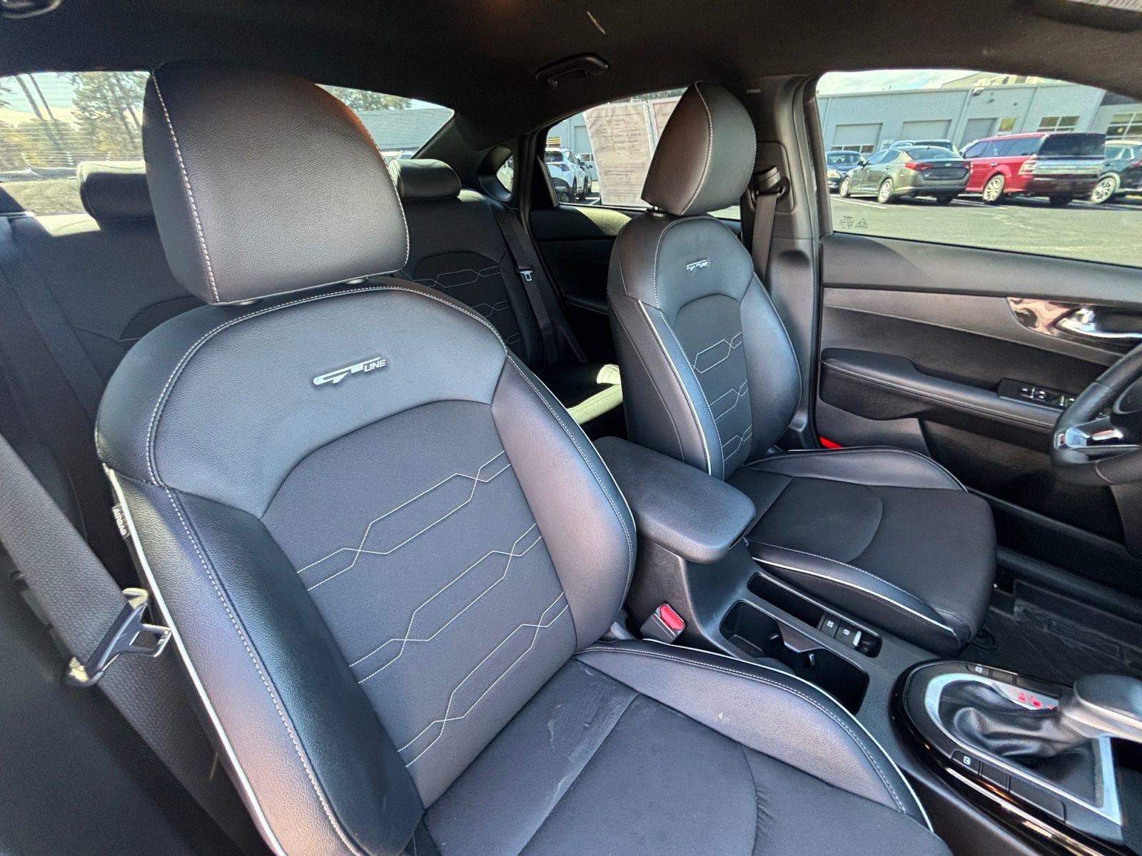 Used 2024 Kia Forte GT-Line image 16